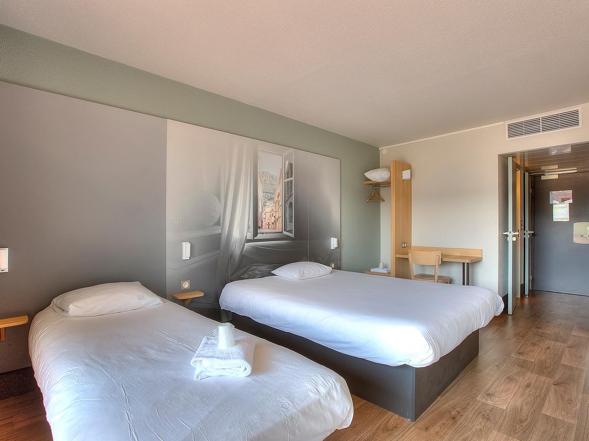 B&B Hotel Villeneuve Loubet Village Exteriör bild